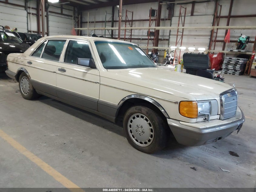 1986 Mercedes-Benz 560 Series