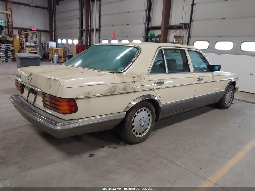 1986 Mercedes-Benz 560 Series