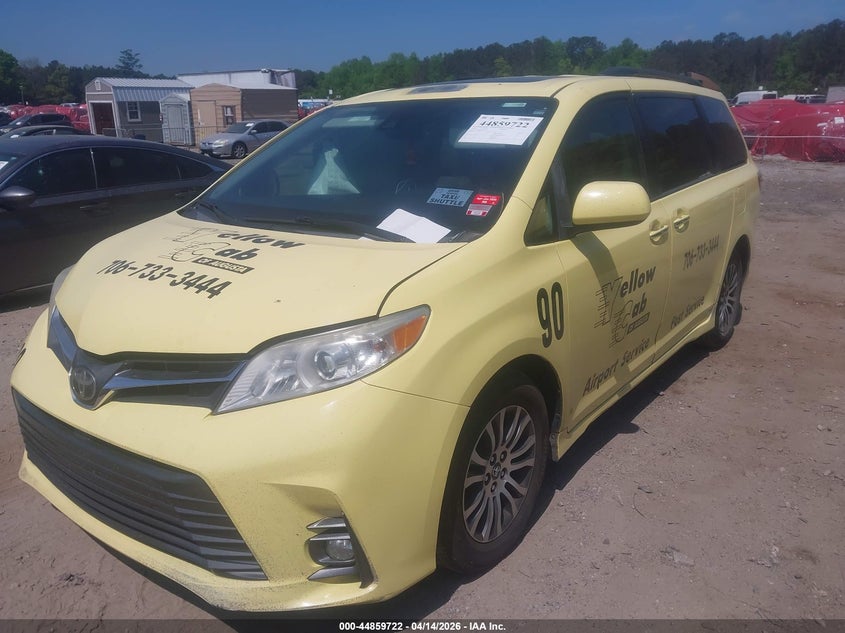 2019 Toyota Sienna Xle 8 Passenger 5TDYZ3DC9KS019211 photo 1