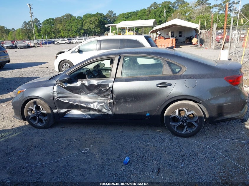 VIN 3KPF24AD4LE141002 2020 KIA FORTE LXS