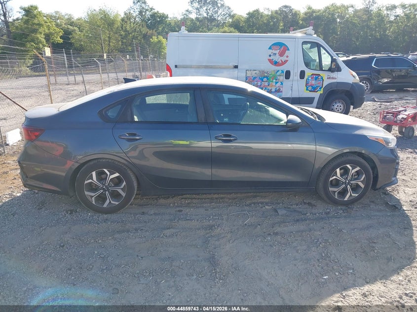 VIN 3KPF24AD4LE141002 2020 KIA FORTE LXS