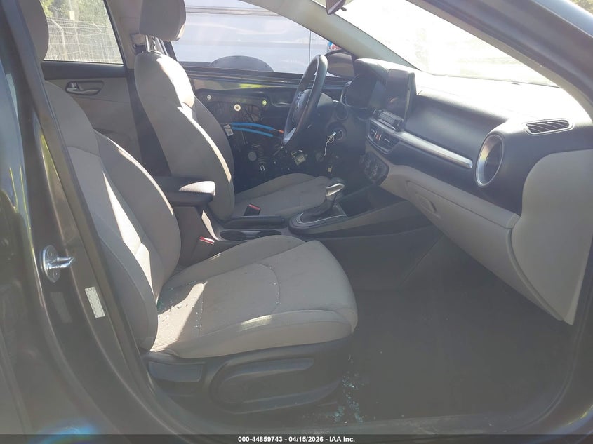 VIN 3KPF24AD4LE141002 2020 KIA FORTE LXS
