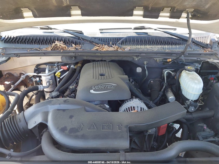 2005 Chevrolet Tahoe Ls VIN: 1GNEC13V55J105930 Lot: 44859748