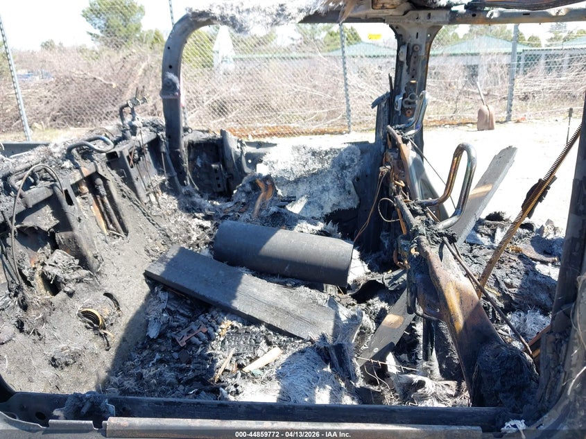 2022 Jeep Gladiator Overland 4X4 VIN: 1C6HJTFG4NL174379 Lot: 44859772