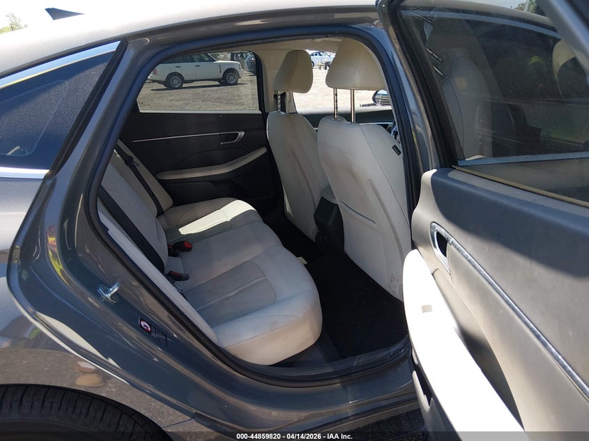 2022 Hyundai Sonata Sel VIN: KMHL64JA5NA238269 Lot: 44859820