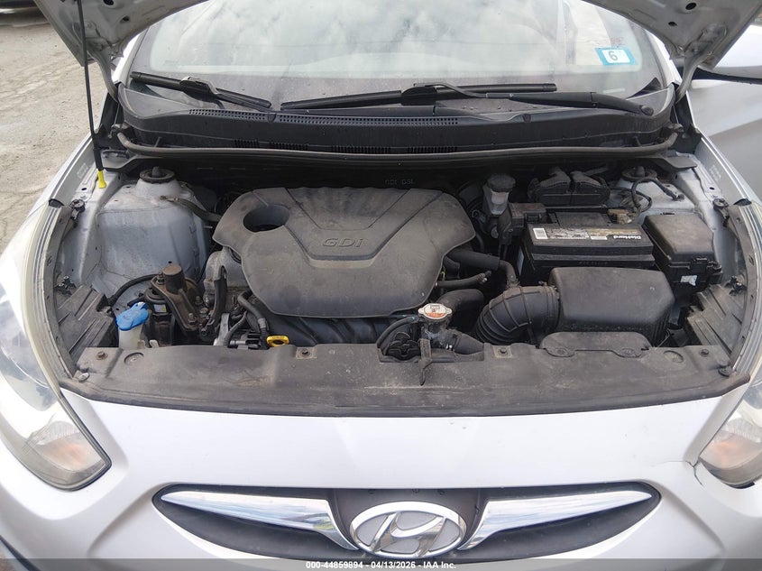 2014 Hyundai Accent 1.6 Gs silver Lot 111044859894 Vin KMHCT5AE4EU173172