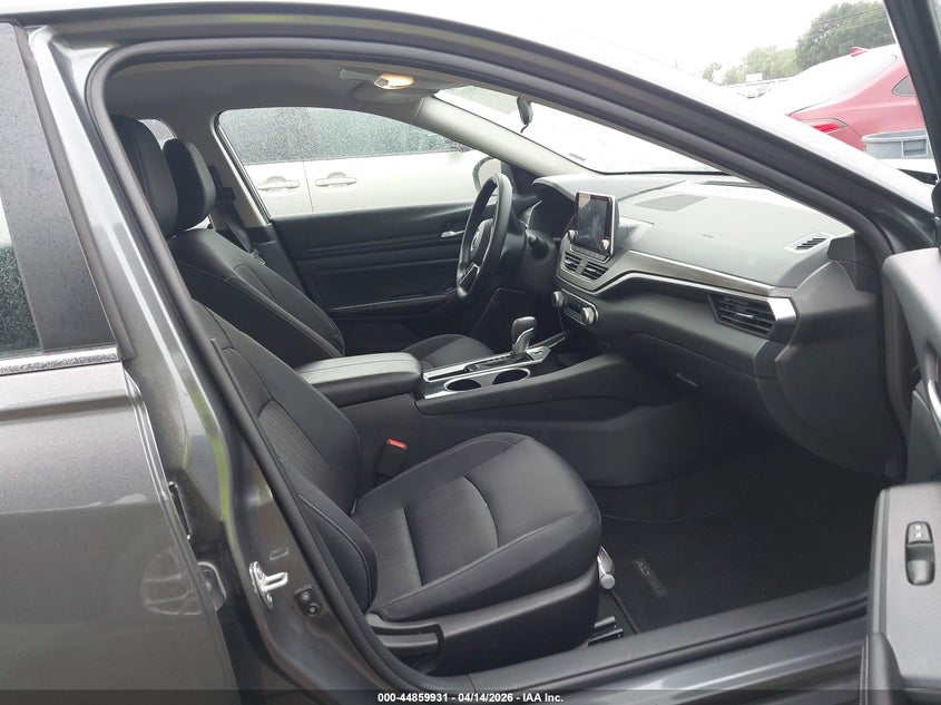 2024 Nissan Altima Sv Fwd