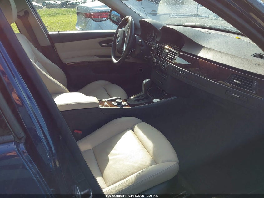 2011 BMW 335I auction photo 5