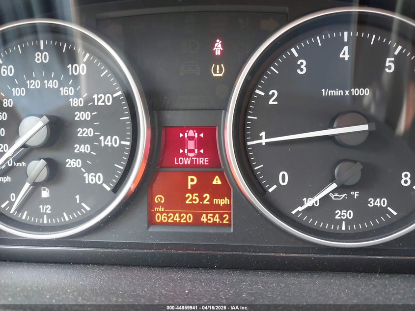 2011 BMW 335I auction photo 7