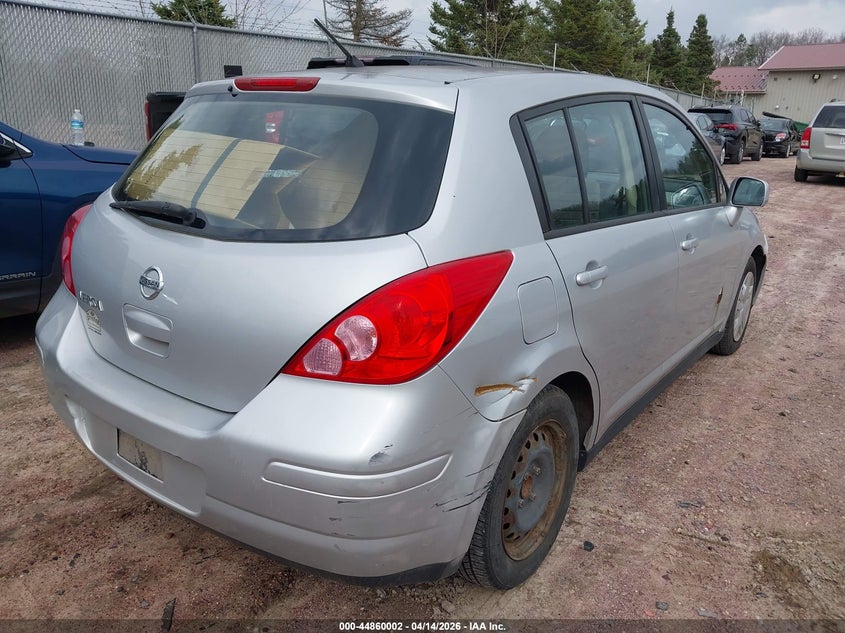2011 Nissan Versa 1.8S