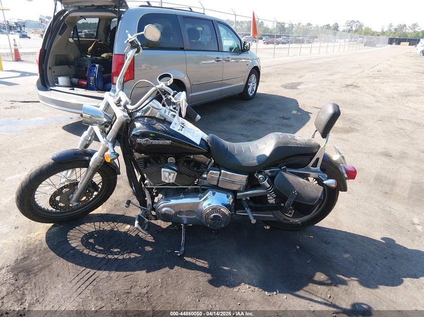 2011 Harley-Davidson Fxdc VIN: 1HD1GV412BC306150 Lot: 44860050