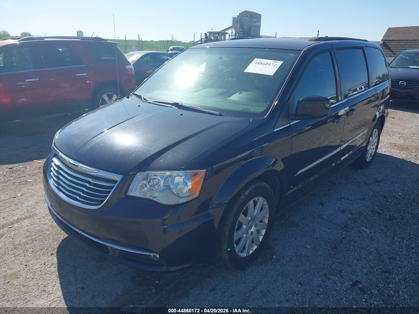 2016 Chrysler Town & Country Touring