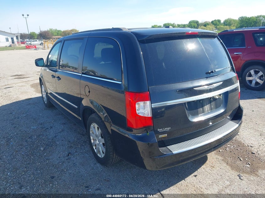 2016 Chrysler Town & Country Touring