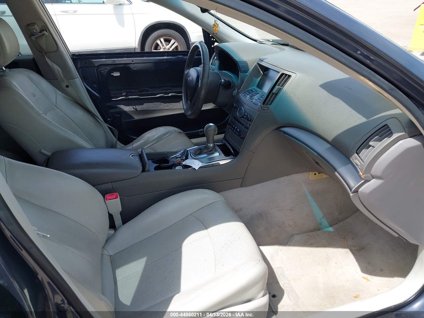 2011 Infiniti G25 Journey