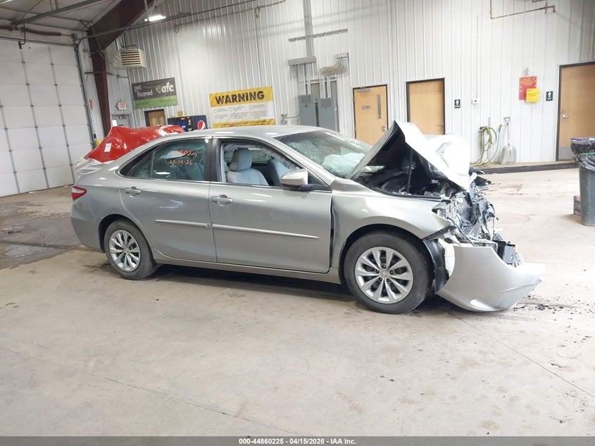 2015 Toyota Camry Le VIN: 4T4BF1FK2FR457188 Lot: 44860225