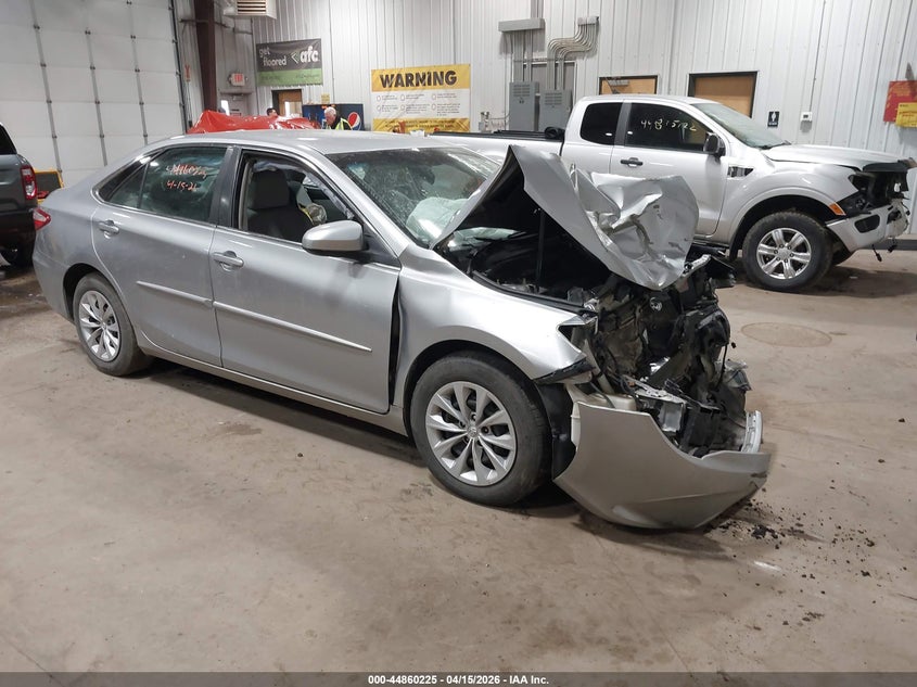 TOYOTA CAMRY 2015. Lot# 44860225. VIN 4T4BF1FK2FR457188. Photo 1