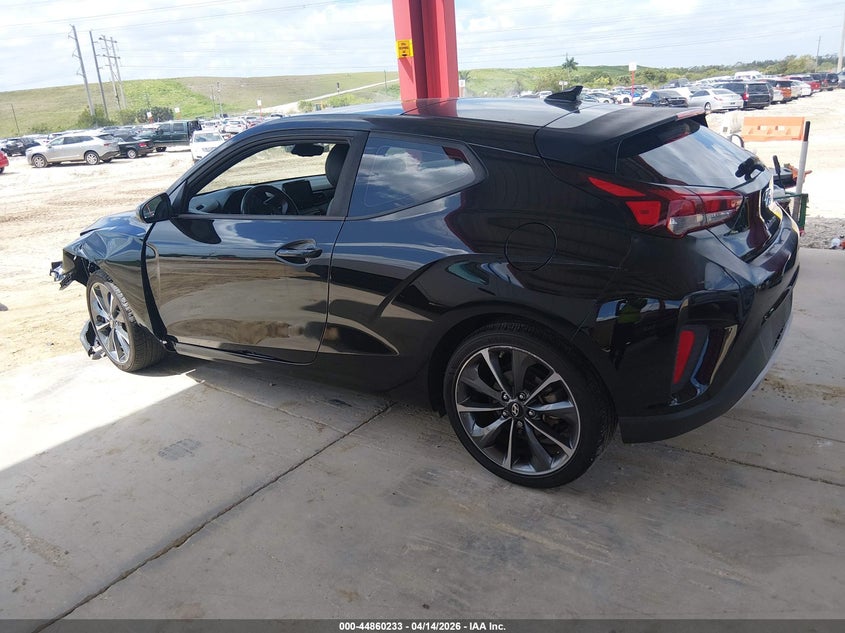2019 Hyundai Veloster 2.0 Premium VIN: KMHTG6AF7KU005766 Lot: 44860233