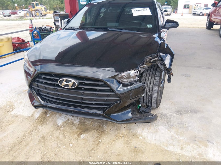 2019 Hyundai Veloster 2.0 Premium VIN: KMHTG6AF7KU005766 Lot: 44860233