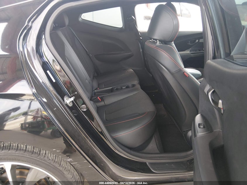 2019 Hyundai Veloster 2.0 Premium VIN: KMHTG6AF7KU005766 Lot: 44860233
