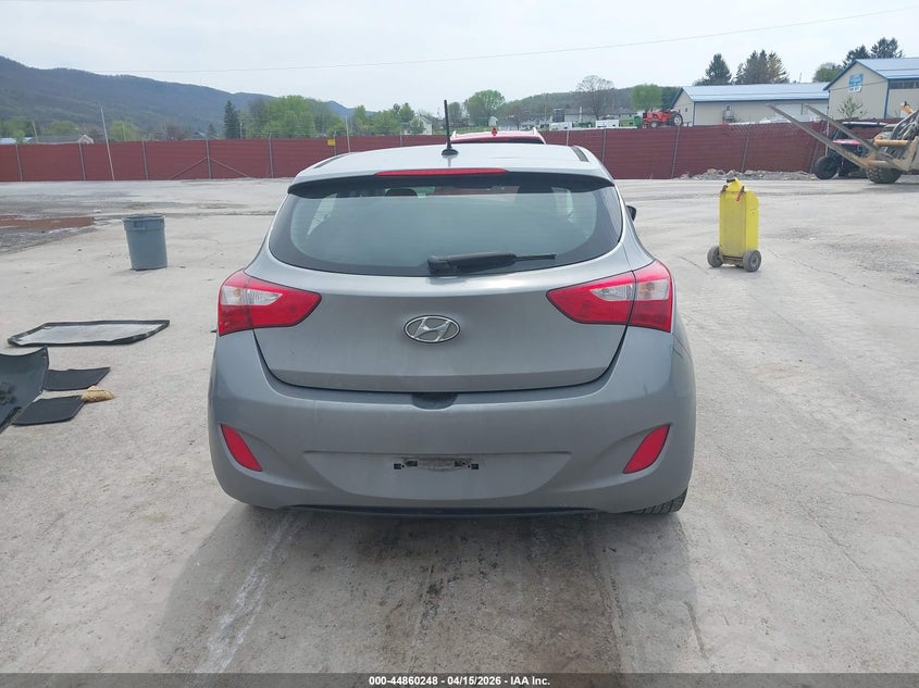 2014 Hyundai Elantra Gt VIN: KMHD35LH0EU209726 Lot: 44860248