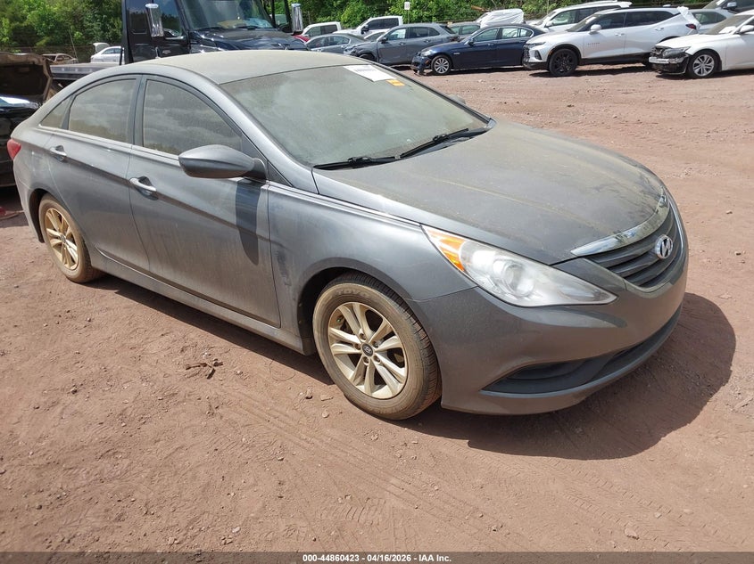 5NPEB4AC6EH846207 HYUNDAI SONATA Photo 1