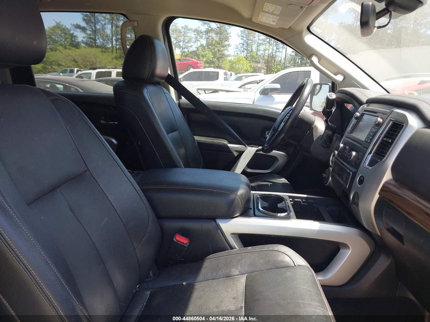 2018 Nissan Titan Sl