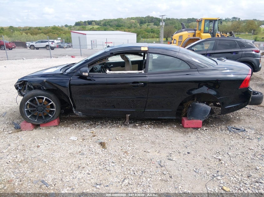 2011 Volvo C70 T5 VIN: YV1672MC0BJ113752 Lot: 44860569