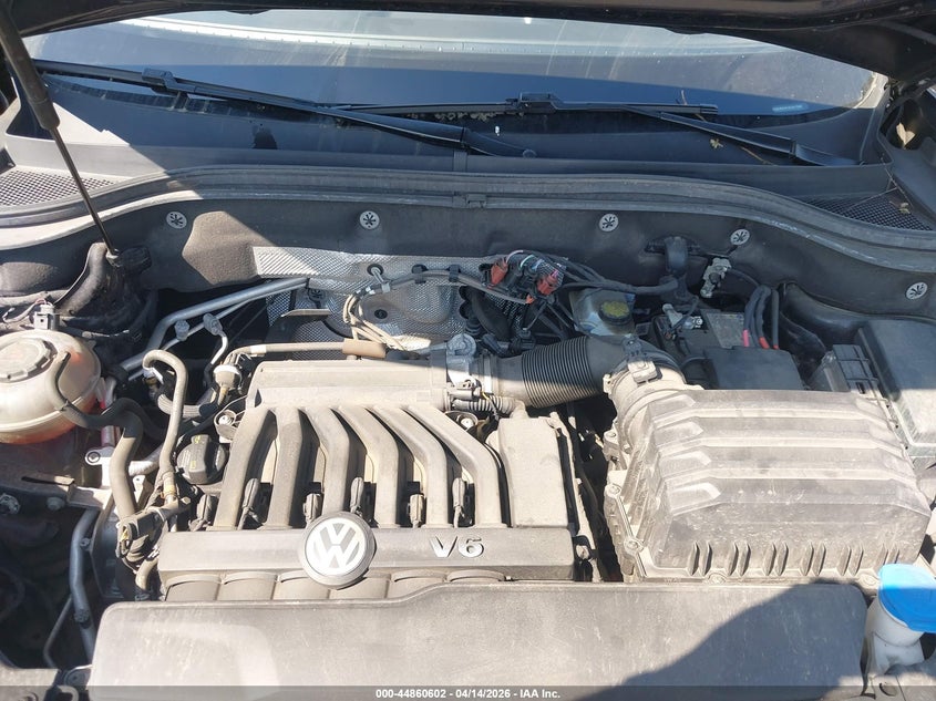 2019 Volkswagen Atlas 3.6L V6 Se VIN: 1V2LR2CA1KC517357 Lot: 44860602