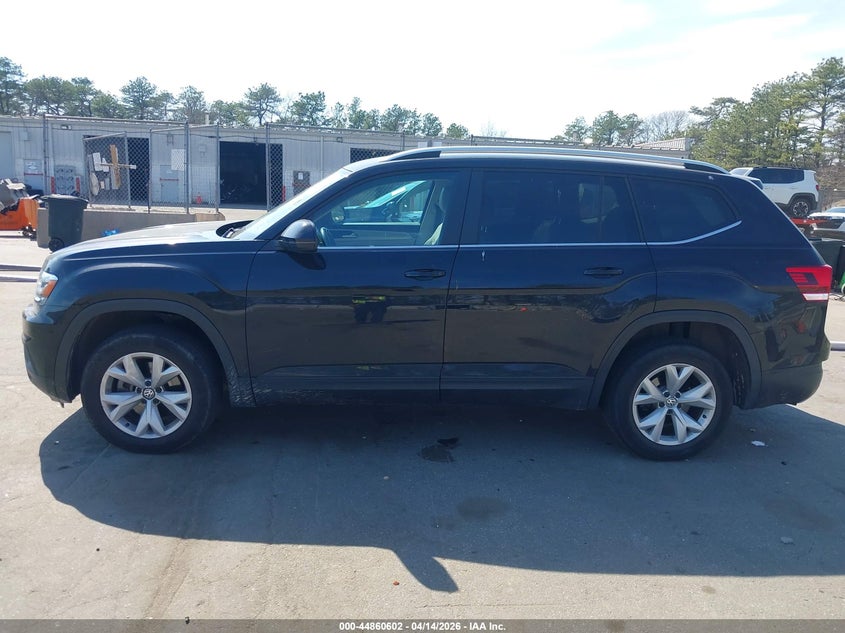 2019 Volkswagen Atlas 3.6L V6 Se VIN: 1V2LR2CA1KC517357 Lot: 44860602