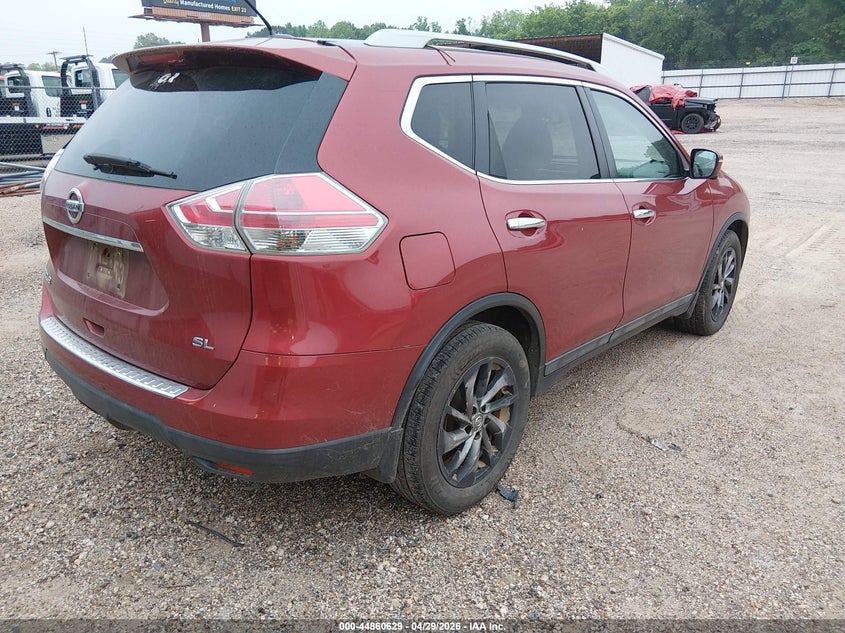 2015 NISSAN ROGUE auction photo 4