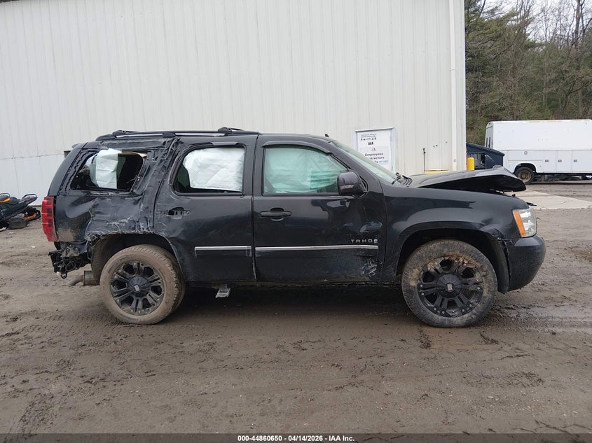 2011 Chevrolet Tahoe Ltz VIN: 1GNSKCE00BR389001 Lot: 44860650