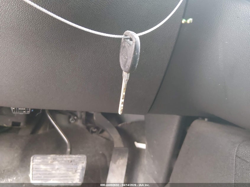 2011 Chevrolet Tahoe Ltz VIN: 1GNSKCE00BR389001 Lot: 44860650