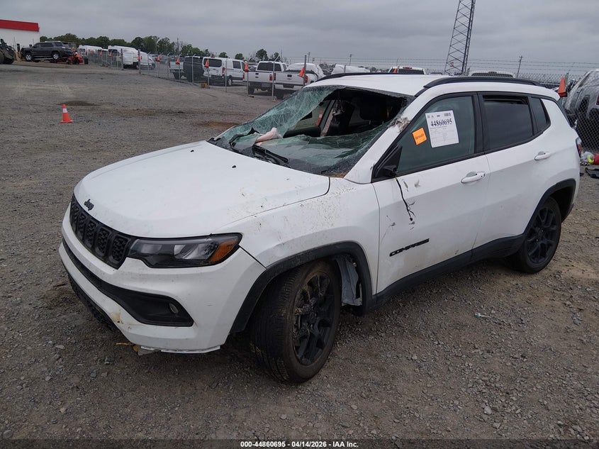 2026 Jeep Compass 2.0 Latitude Altitude white Lot 111044860695 Vin 3C4NJDBN0TT159224