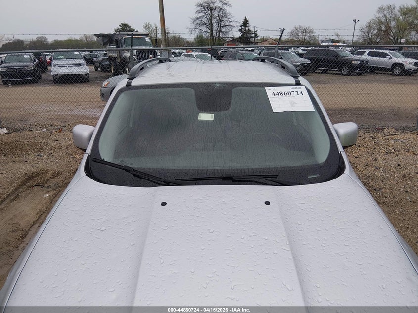 2016 Jeep Renegade Latitude VIN: ZACCJABT4GPE39018 Lot: 44860724