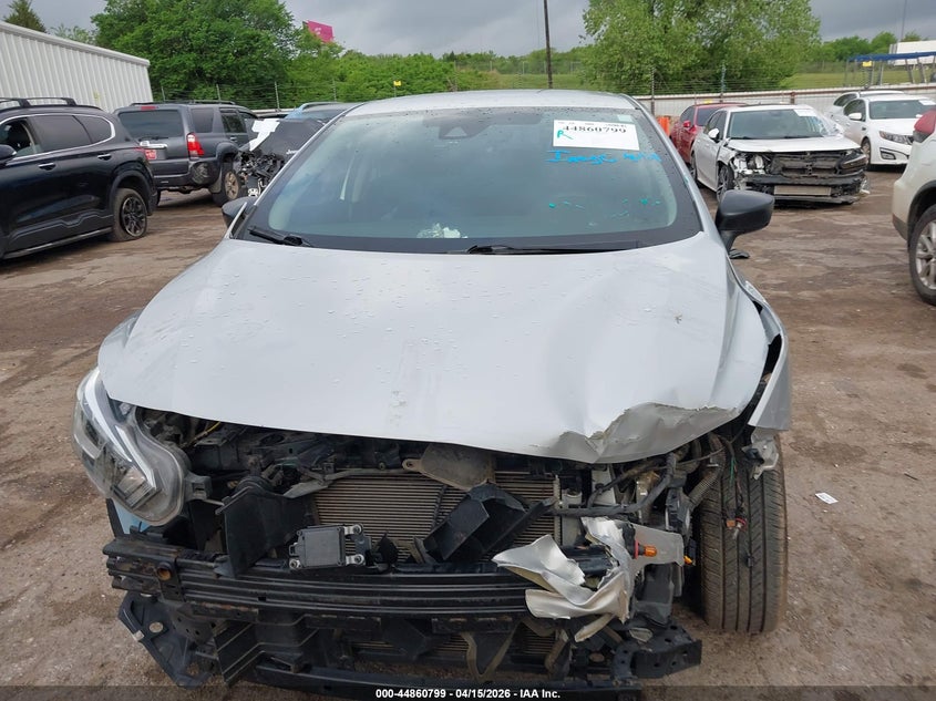 2021 Nissan Versa 1.6 S Xtronic Cvt silver Lot 111044860799 Vin 3N1CN8DV7ML907746