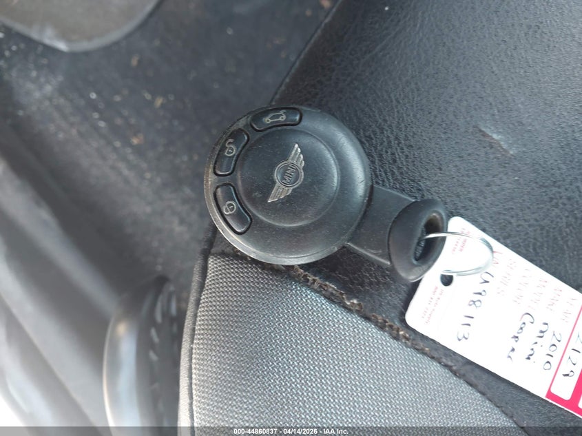 2010 Mini Cooper VIN: WMWMR3C55ATU98113 Lot: 44860837