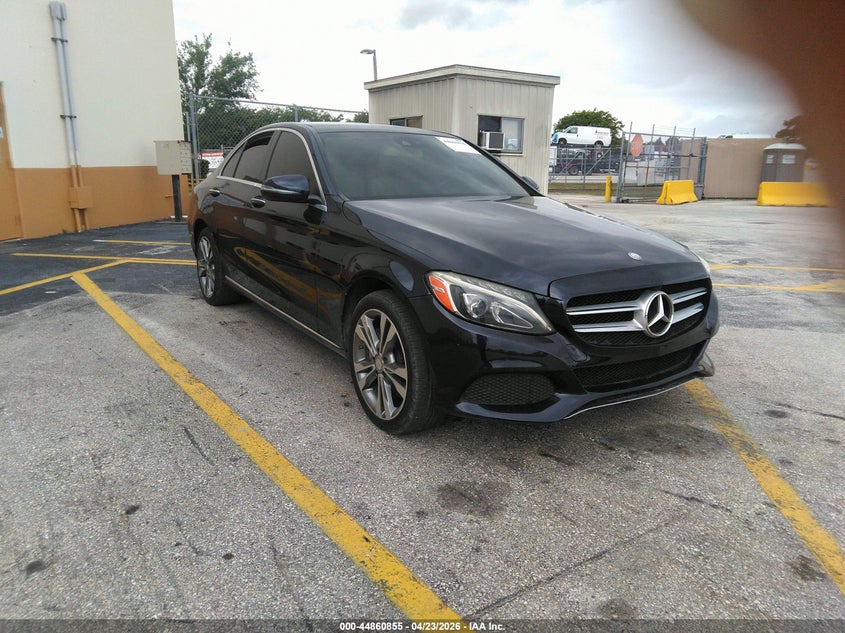 55SWF4KB3HU187986 2017 Mercedes-Benz C 300 4Matic auction photo 1