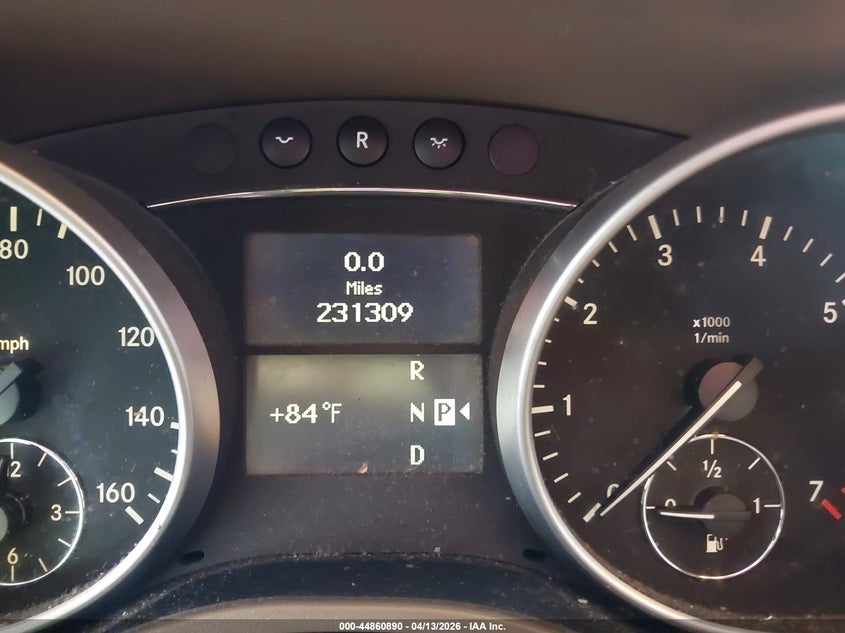 2011 Mercedes-Benz Ml 350 4Matic VIN: 4JGBB8GB1BA745390 Lot: 44860890