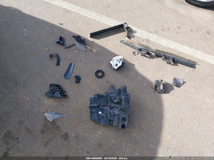 2017 BMW X3 Sdrive28I VIN: 5UXWZ7C33H0V88999 Lot: 44860896