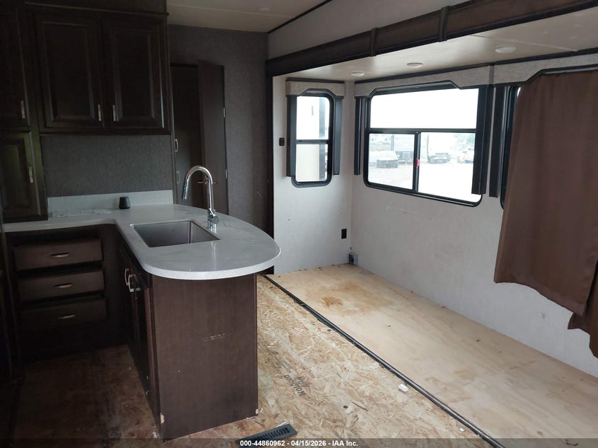 2020 HEARTLAND ELKRIDGE auction photo 5