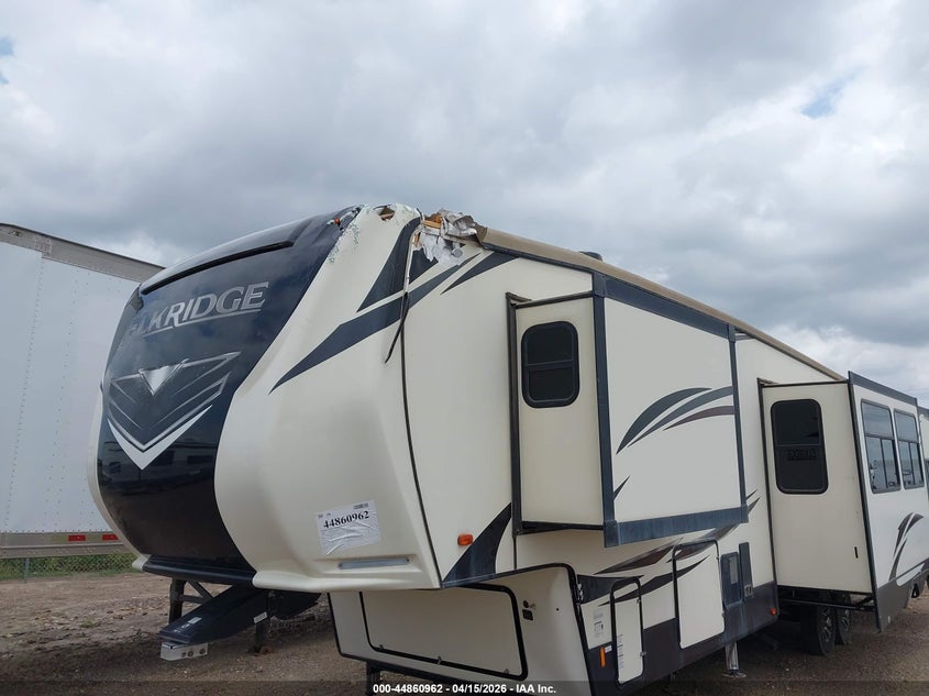 2020 HEARTLAND ELKRIDGE auction photo 6