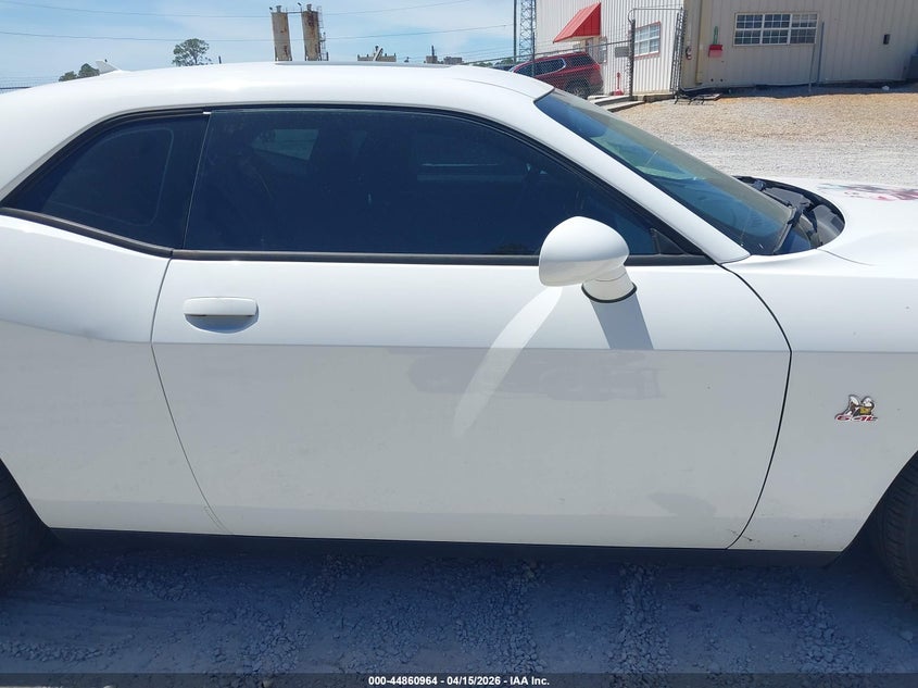 2016 Dodge Challenger R/T Scat Pack VIN: 2C3CDZFJXGH299755 Lot: 44860964