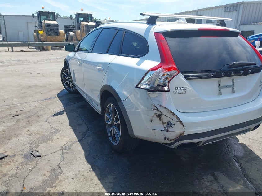 Vin: yv440mwm9h1036453, lot: 45358293, volvo v60 cross country t5 platinum 20173