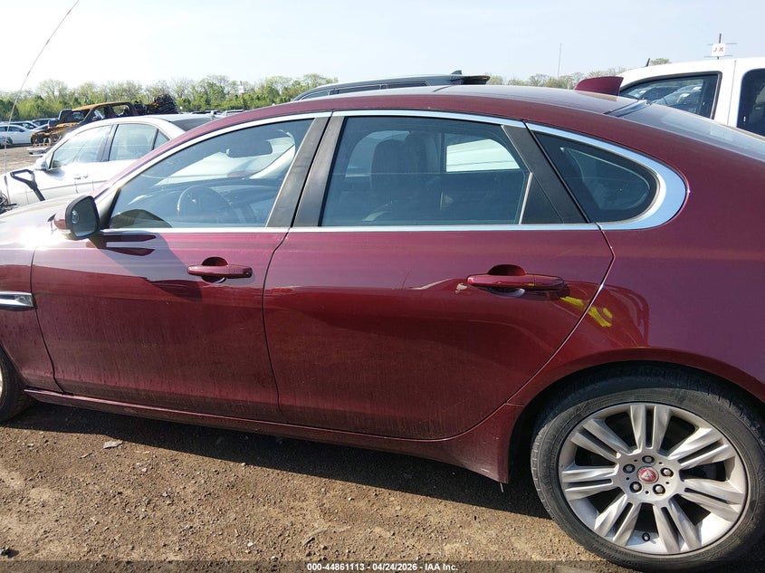 2017 Jaguar Xf 35T Premium VIN: SAJBJ4BV7HCY27950 Lot: 44861113