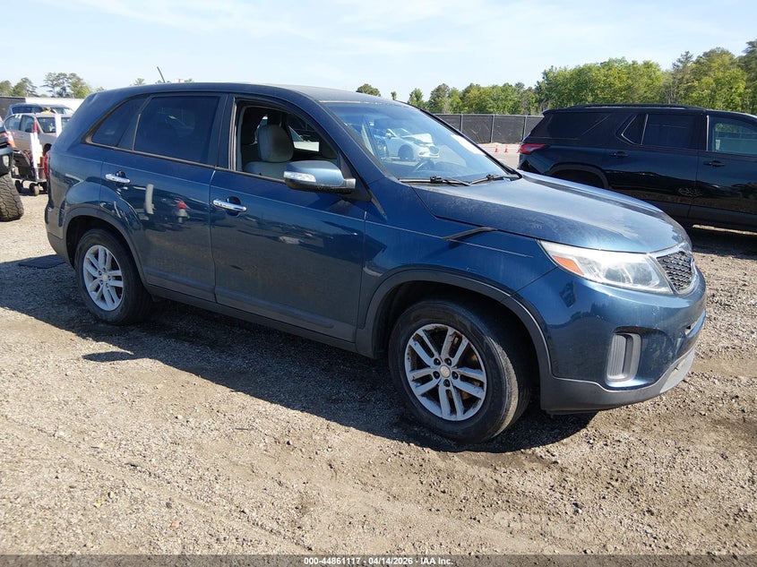 2015 KIA SORENTO LX