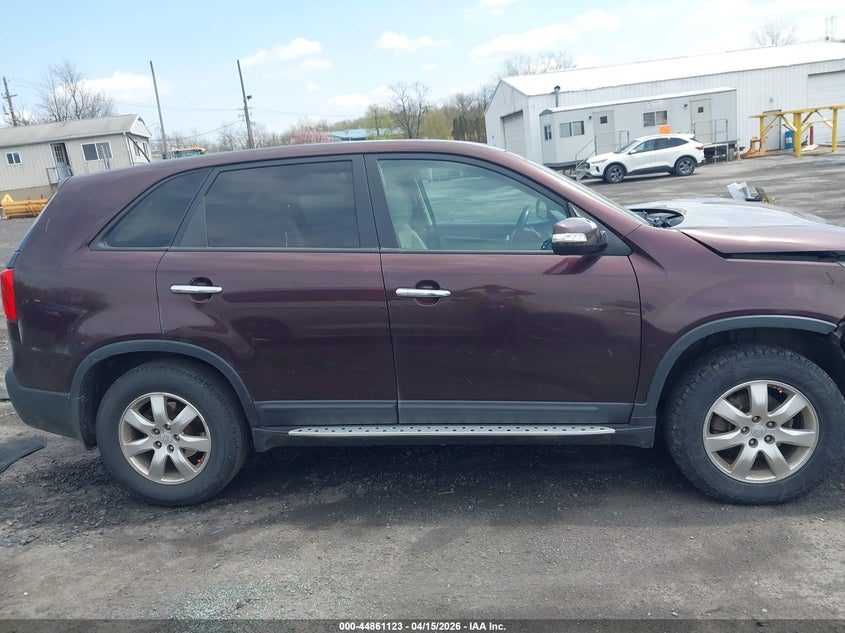 2011 Kia Sorento Lx VIN: 5XYKT3A15BG182090 Lot: 44861123
