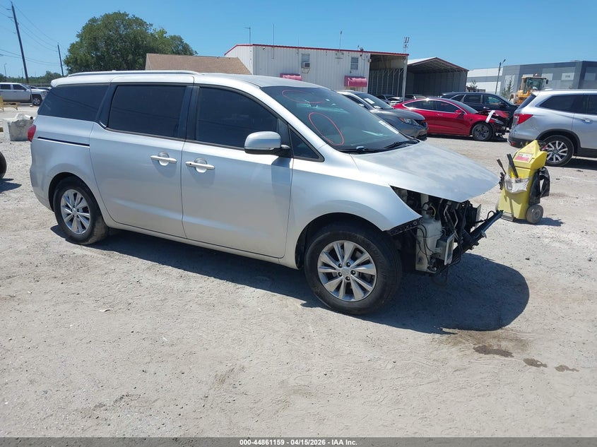 2017 Kia Sedona Lx