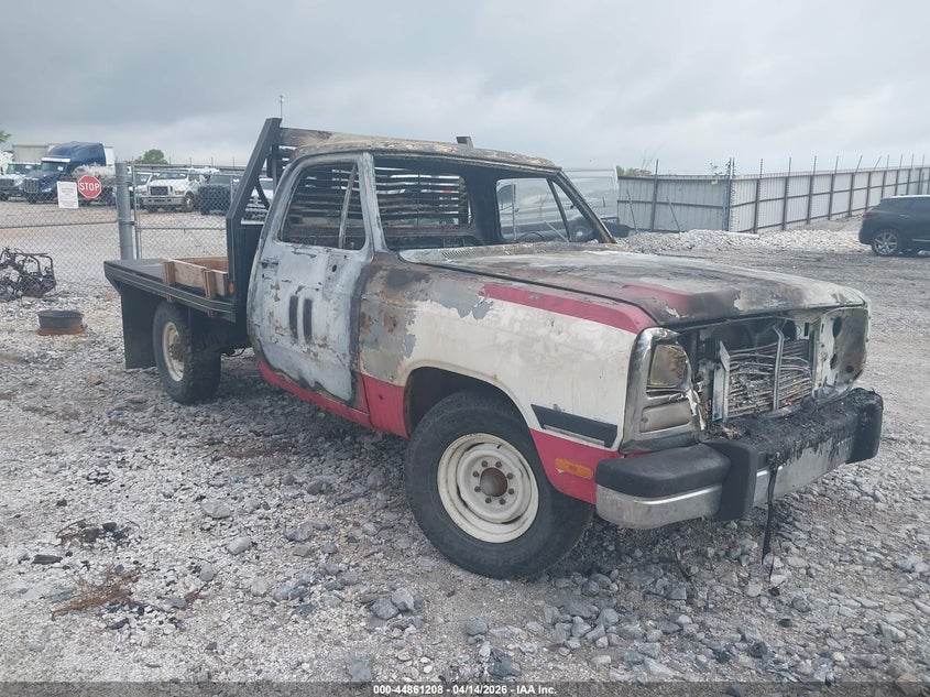 1992 DODGE D-SERIES auction photo 1