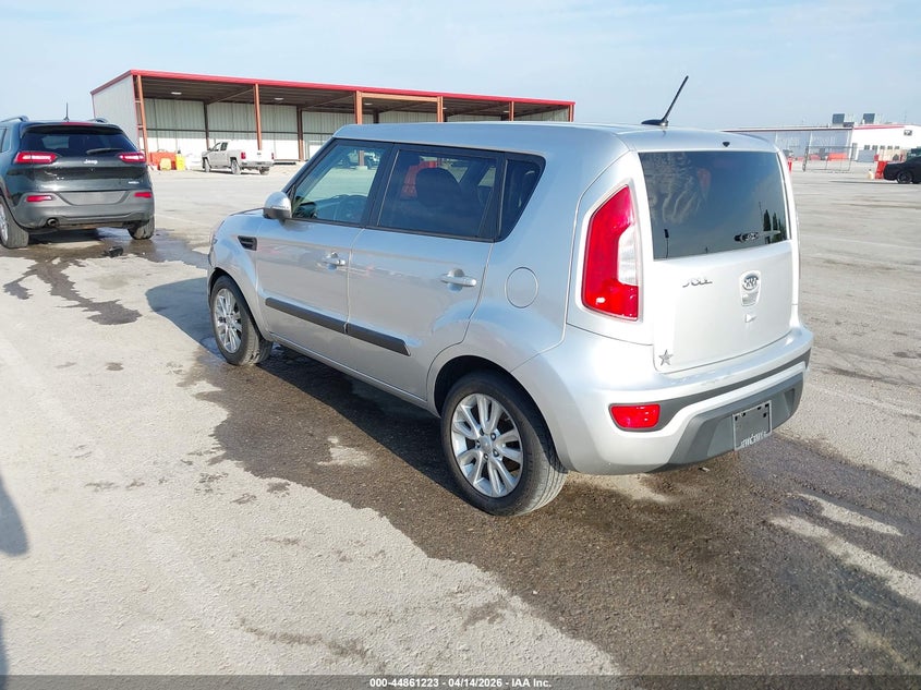 2012 Kia Soul 2.0 + silver Lot 111044861223 Vin KNDJT2A67C7401356