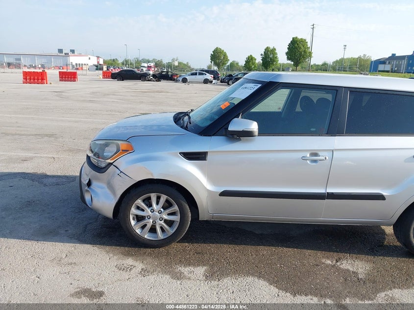2012 Kia Soul 2.0 + silver Lot 111044861223 Vin KNDJT2A67C7401356
